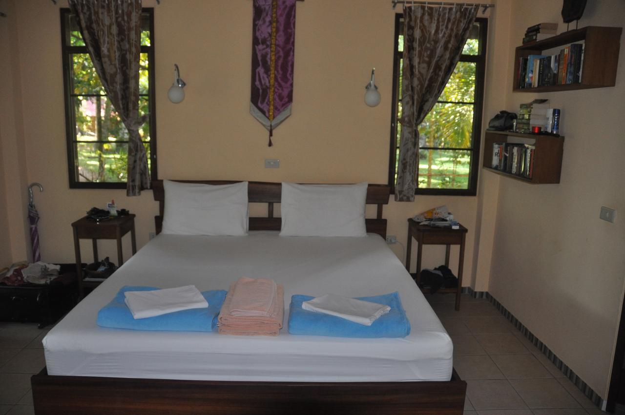 Lake View Bungalows Khao Lak Exterior foto